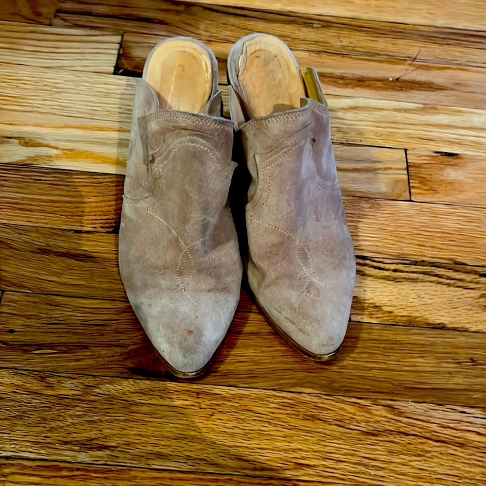 Suede mules- tan